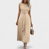 Andrea - Elegant sleeveless maxi dress with a round neckline