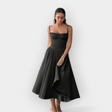 Elegancka midi sukienka na lato