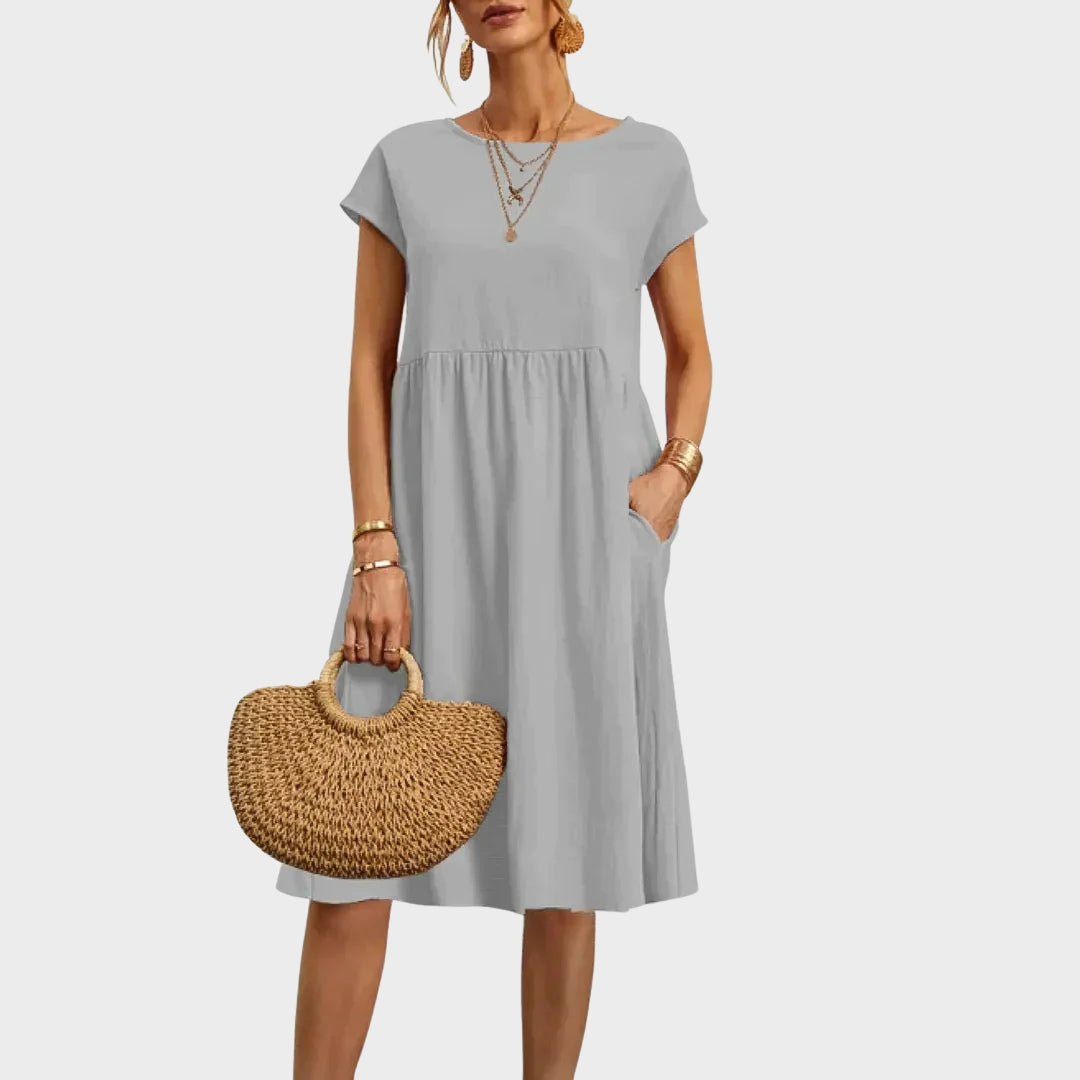 Anikka - Simple dress with pockets