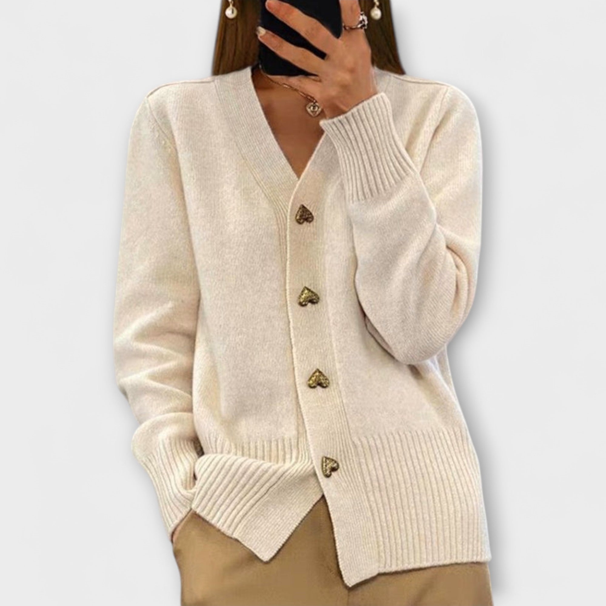 Mari – Damski sweter z dekoltem w serek w stylu vintage