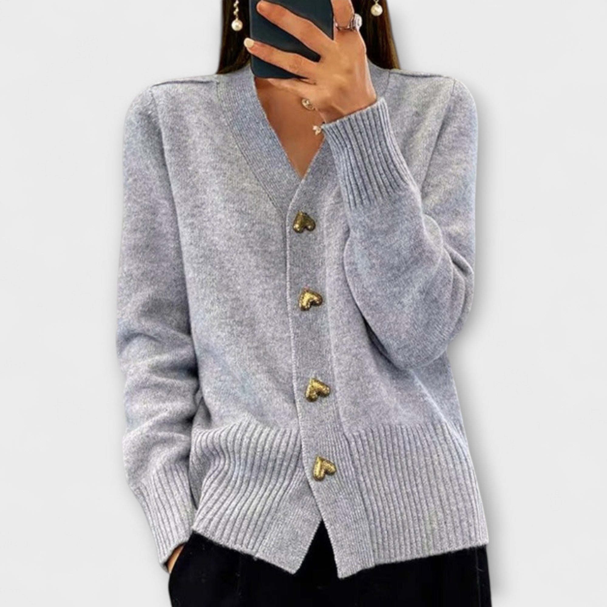 Mari – Damski sweter z dekoltem w serek w stylu vintage