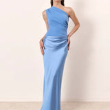 Jutrzenka – Satynowa sukienka maxi na jedno ramię