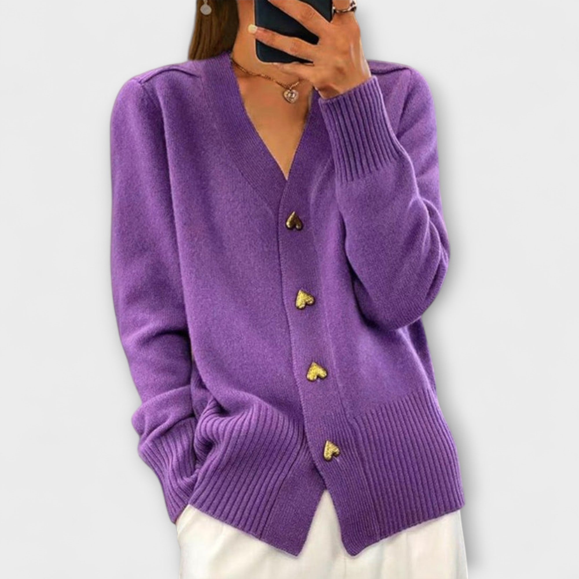 Mari – Damski sweter z dekoltem w serek w stylu vintage