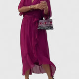 Nada | Elegancka Sukienka z Dekoltem w Kształcie V