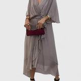 Nada | Elegancka Sukienka z Dekoltem w Kształcie V